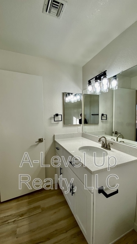 Building Photo - 2387 W Palo Dulce Dr