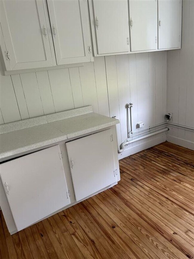 Building Photo - 10 N Second Street