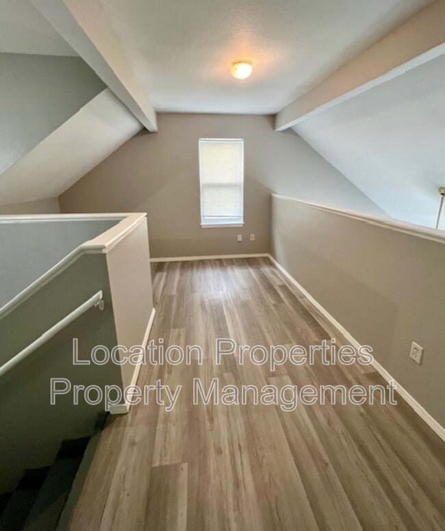 Building Photo - 2767 Grand Cir