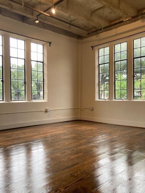 Building Photo - 4411 Dallas St