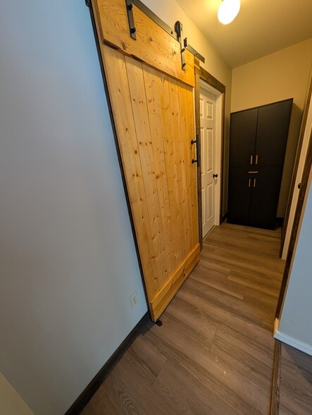 Building Photo - 704 Ware St