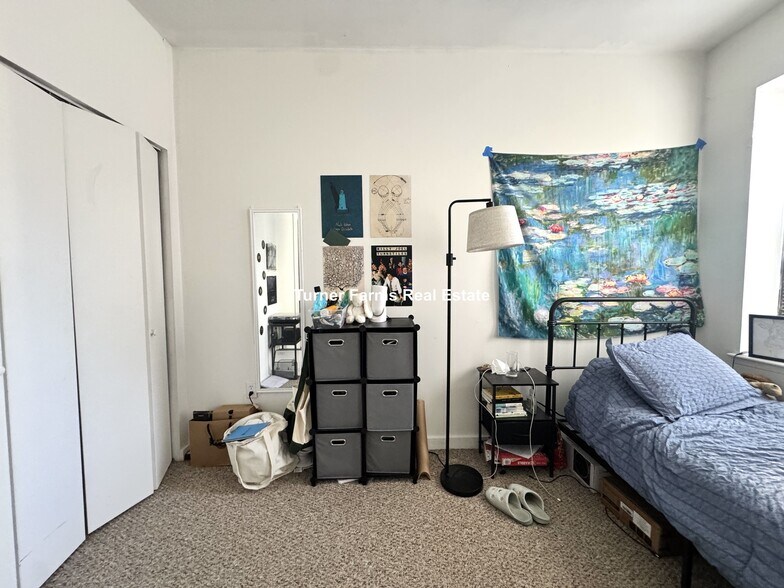 Building Photo - 772 Columbus Ave