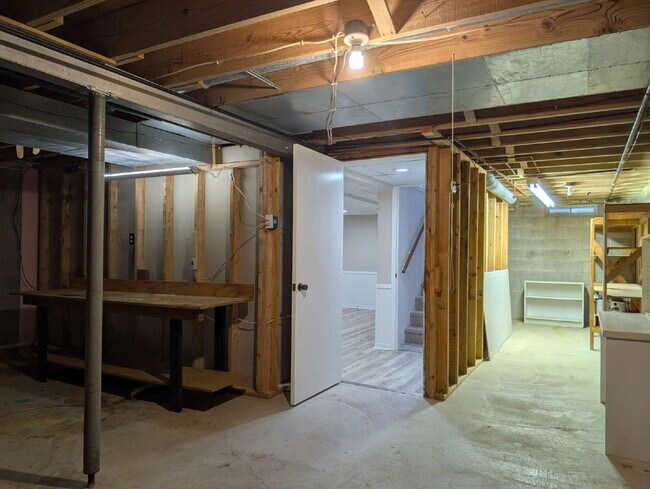 Building Photo - Nice 3 Bedroom Ranch in Appleton