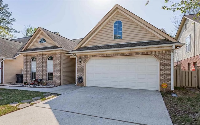 Building Photo - 2529 Countrywood Trce