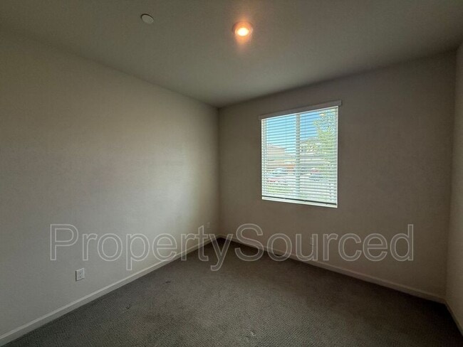 Building Photo - 2957 Mokelumne Ct