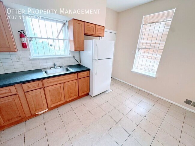 Building Photo - 2037 N Gratz St