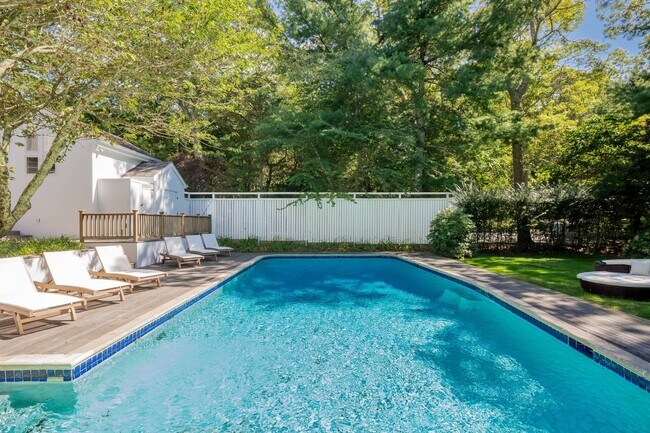 Building Photo - 177 Cove Hollow Rd