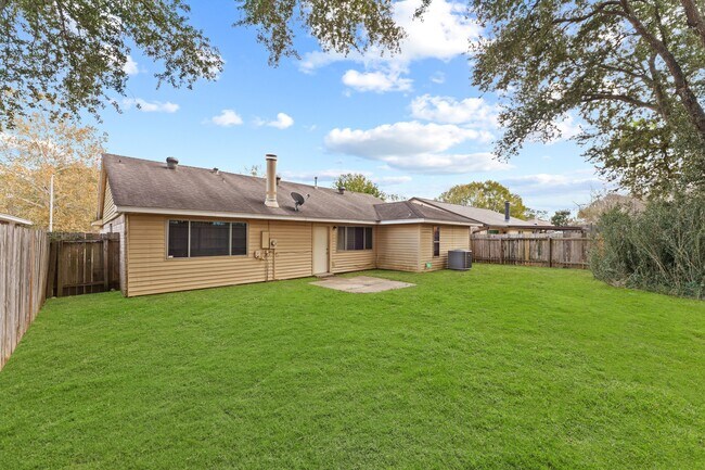 Building Photo - 3710 Kingston Vale Dr