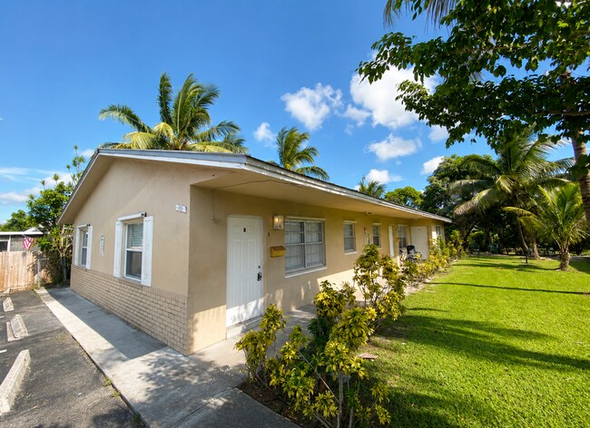 Building Photo - 200 NW 43rd Ct