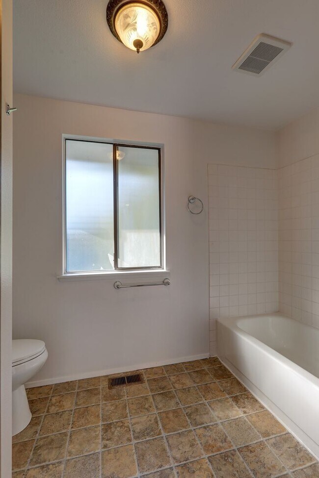 Building Photo - 2739 SW 347th Pl