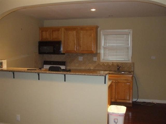 Building Photo - 5503 Matalee Ave