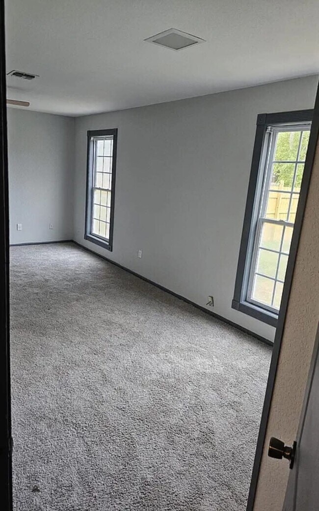 Building Photo - 5354 Gateridge Dr