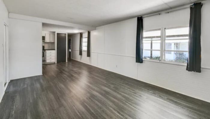 Building Photo - 8445 SE Wren Ave