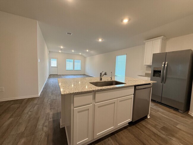 Building Photo - 3807 Axyl Run Ct