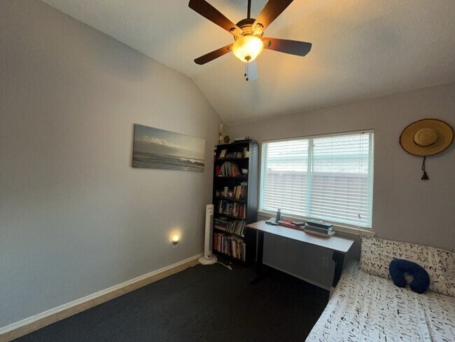 Building Photo - 2818 Pecan Meadow Dr