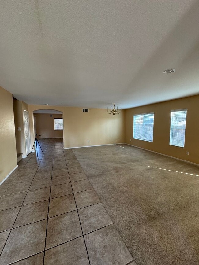 Building Photo - Welcome to Your New Home In Winchester