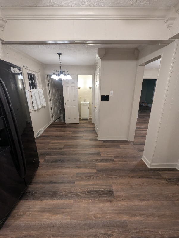 Building Photo - 541 Altgeld St