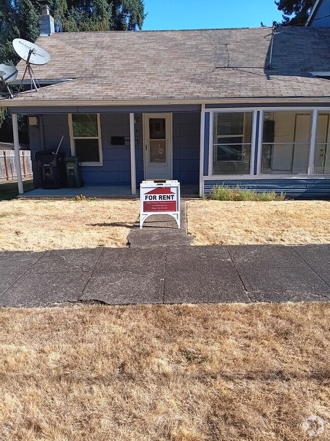 Building Photo - Duplex 4 Blocks From WOU Available