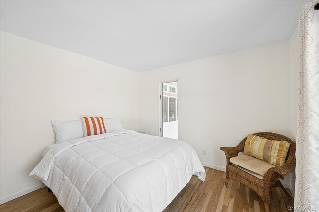 Building Photo - 15 Rivers Rd