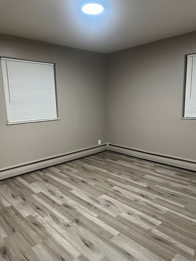 Building Photo - 5907 Staughton Dr