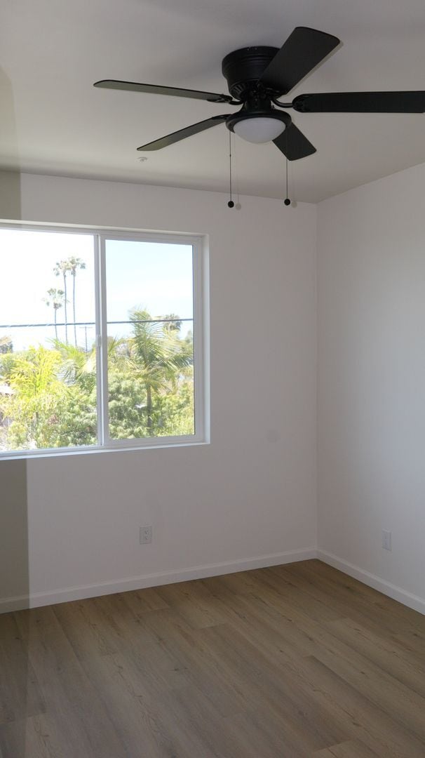 Building Photo - 3 bedrooms 2 baths Duplex- ADU style.