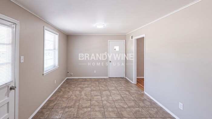 Building Photo - 4854 Cloister Ave