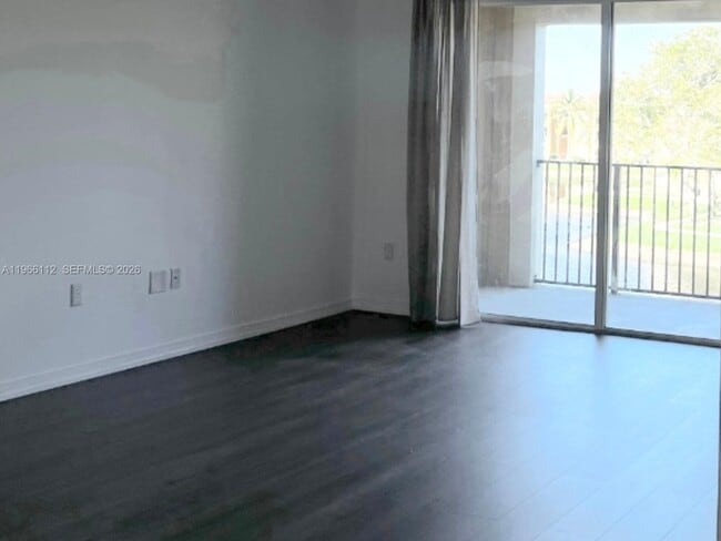 Building Photo - 2360 E Preserve Way