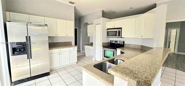 Building Photo - 21460 SW 90th Ct