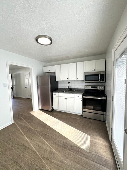 Primary Photo - 306 N Jackson Street