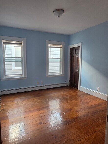 Building Photo - 5 Greenmount St
