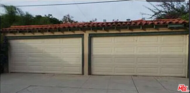 Building Photo - 6369 Orange St