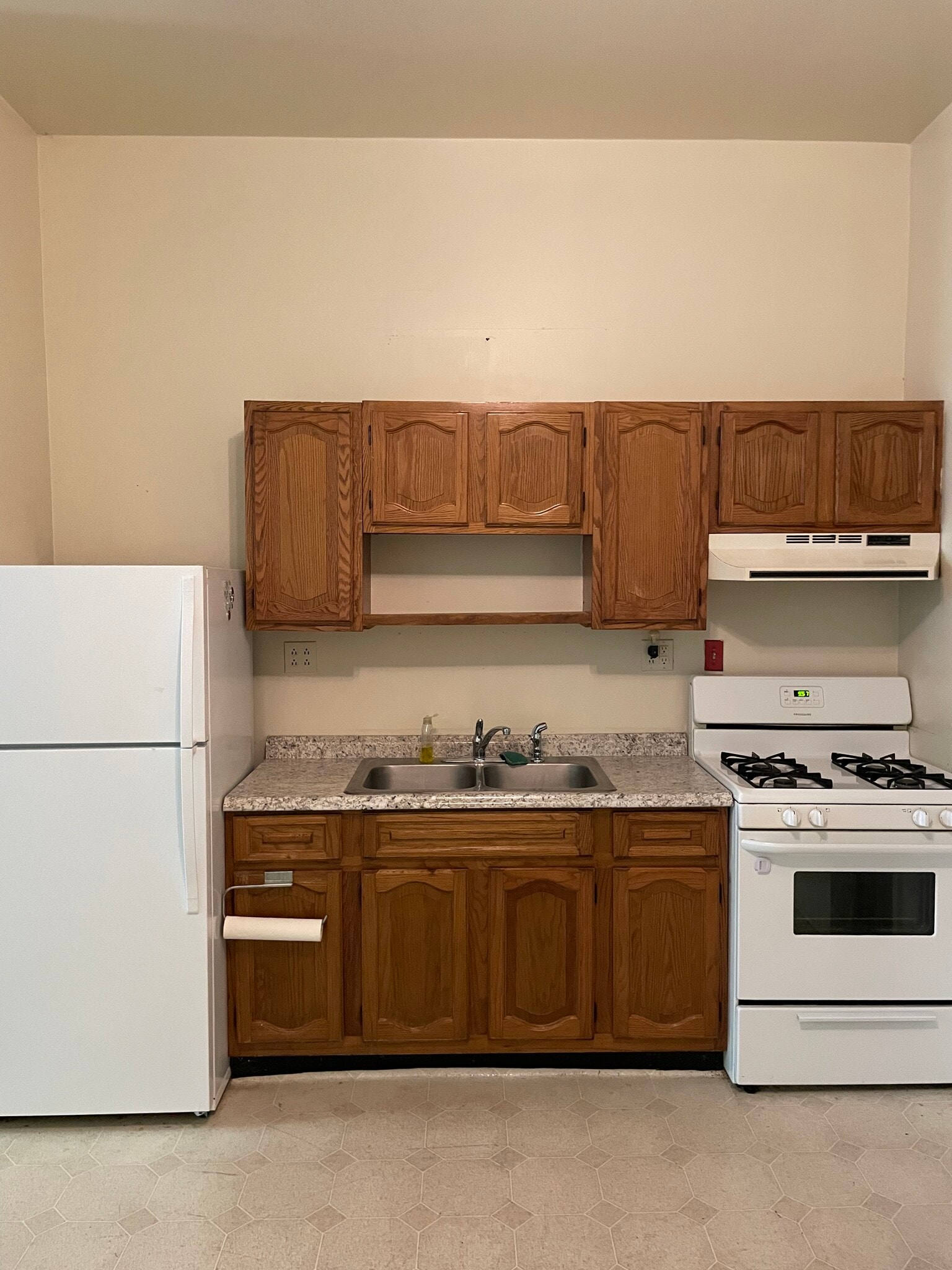 Kitchen - 20 Washington St