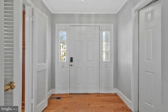 Building Photo - 8505 Jeffersonian Ct