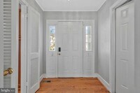 Building Photo - 8505 Jeffersonian Ct