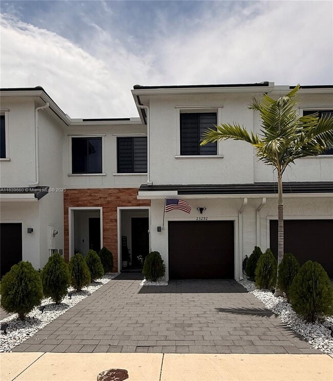 Primary Photo - 23292 SW 110th Ave