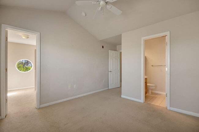 Building Photo - 1755 Emerson St