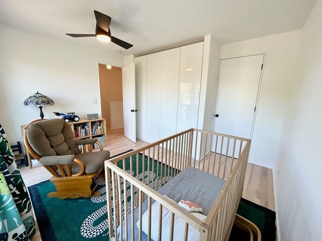 Building Photo - PRAGER DUPLEX