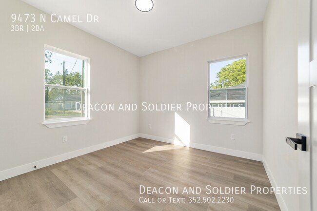 Building Photo - 9473 Camel Dr