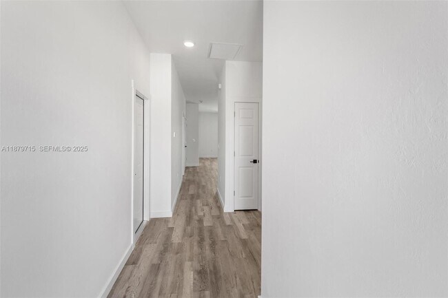 Building Photo - 4417 28th St SW