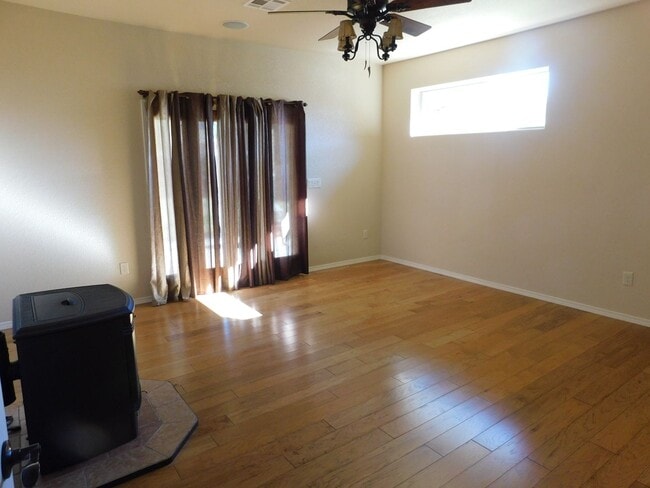 Building Photo - IF YOU ARE LOOKING FOR A HOME THAT WILL "W...