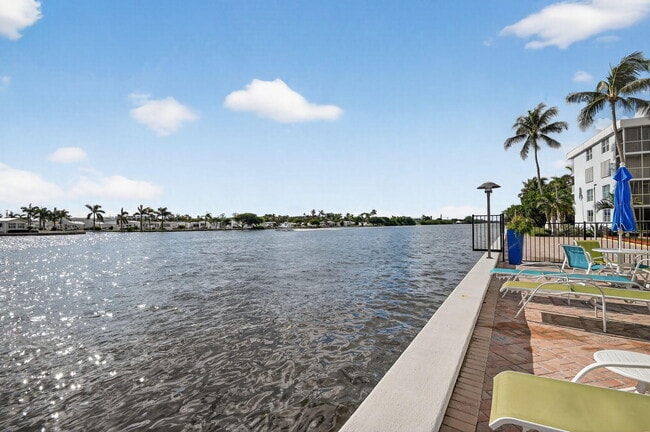 Building Photo - 2016 S Federal Hwy