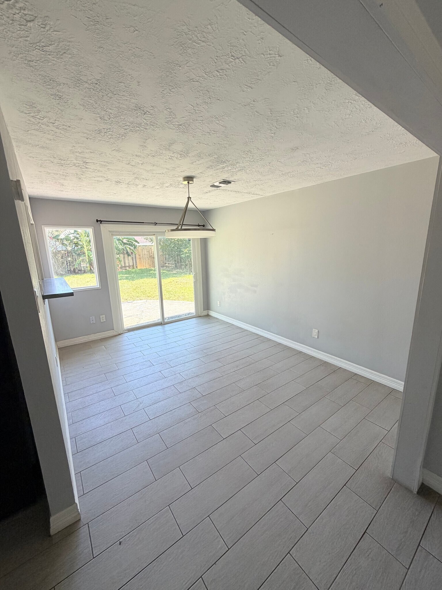 Building Photo - 7230 Edgemoor Dr