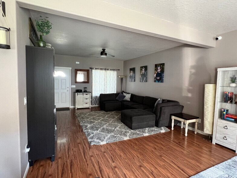 Building Photo - 1335 SW Lehman Ct