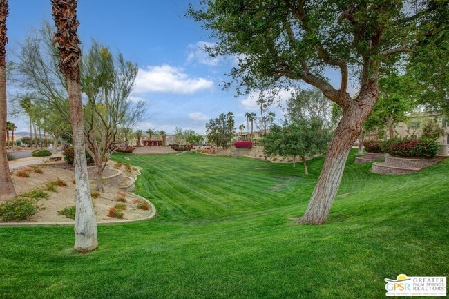 Building Photo - 607 Calle Vibrante