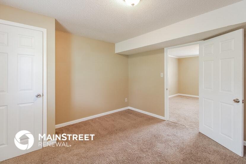 Building Photo - 917 Cotinus Cir
