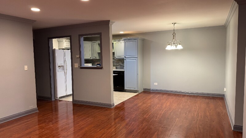 Building Photo - 9S060 Lake Dr