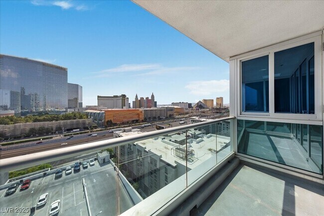 Building Photo - 4575 Dean Martin Dr