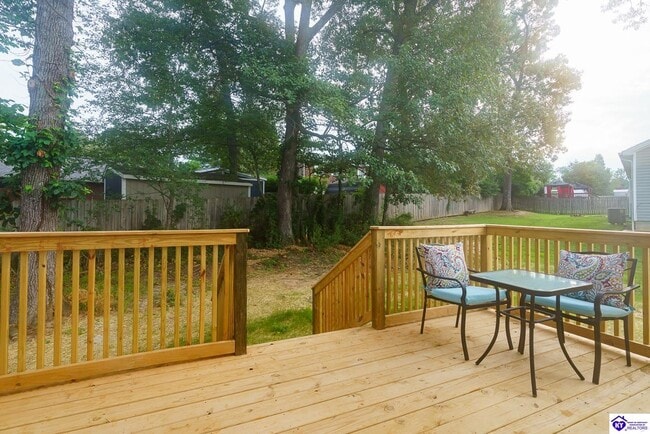 Building Photo - 108 W Tuscany Ct