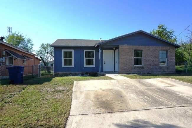 Primary Photo - 516 J St