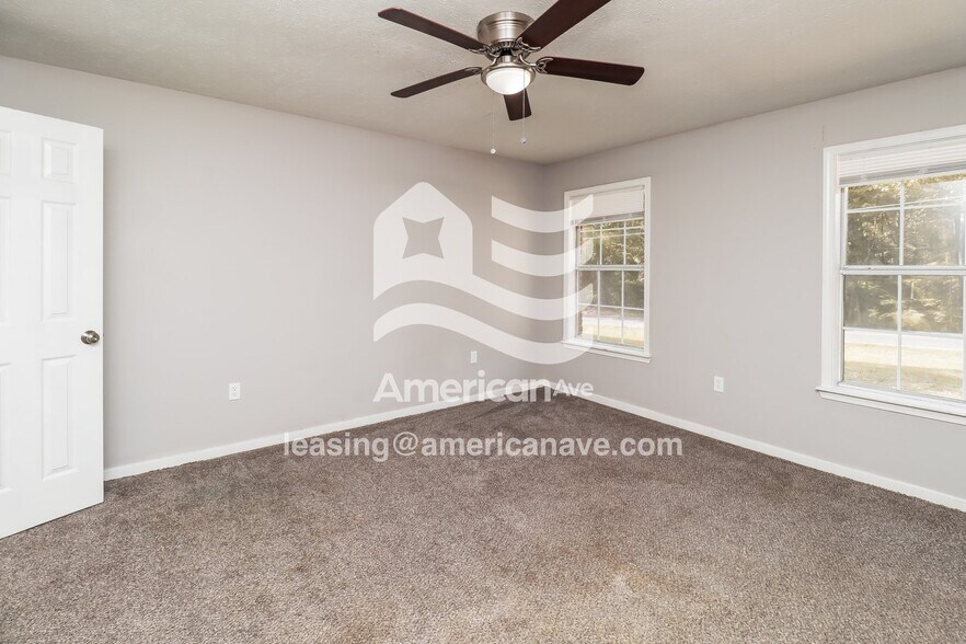 Building Photo - 103 Rolling Hills Blvd